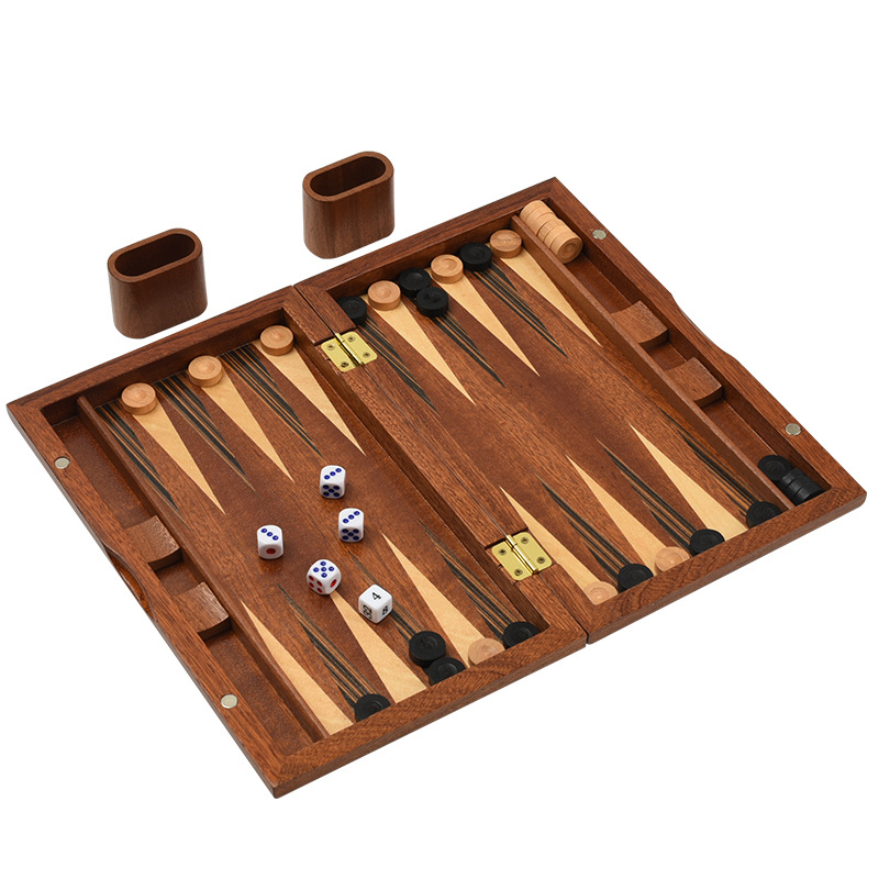 중급 및 고급 마호가니로 제작된 원목 백개먼 게임판 - Board Game Vantage 리뷰 및 가격